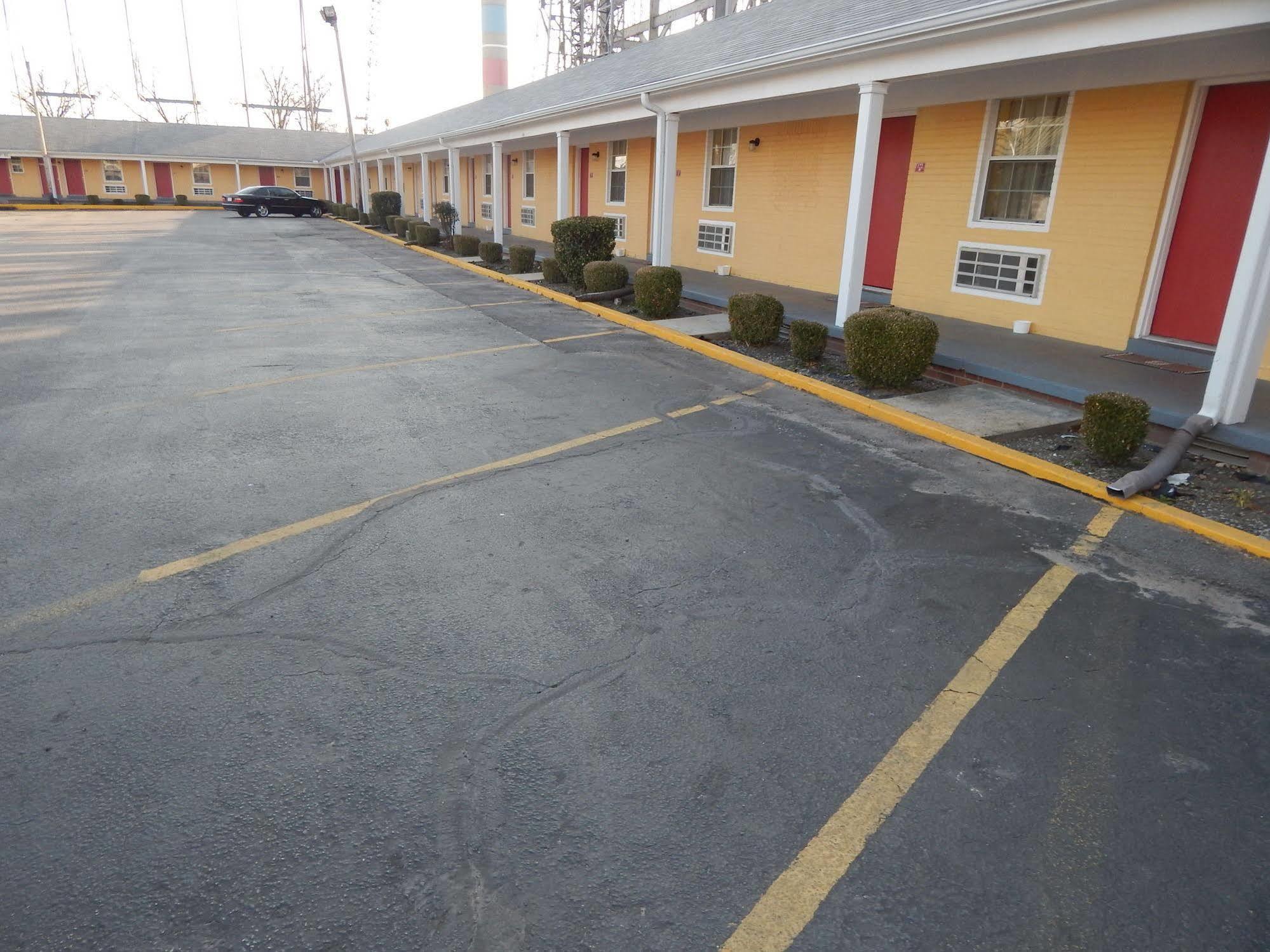 Sunrise Inn - Brownsville Εξωτερικό φωτογραφία