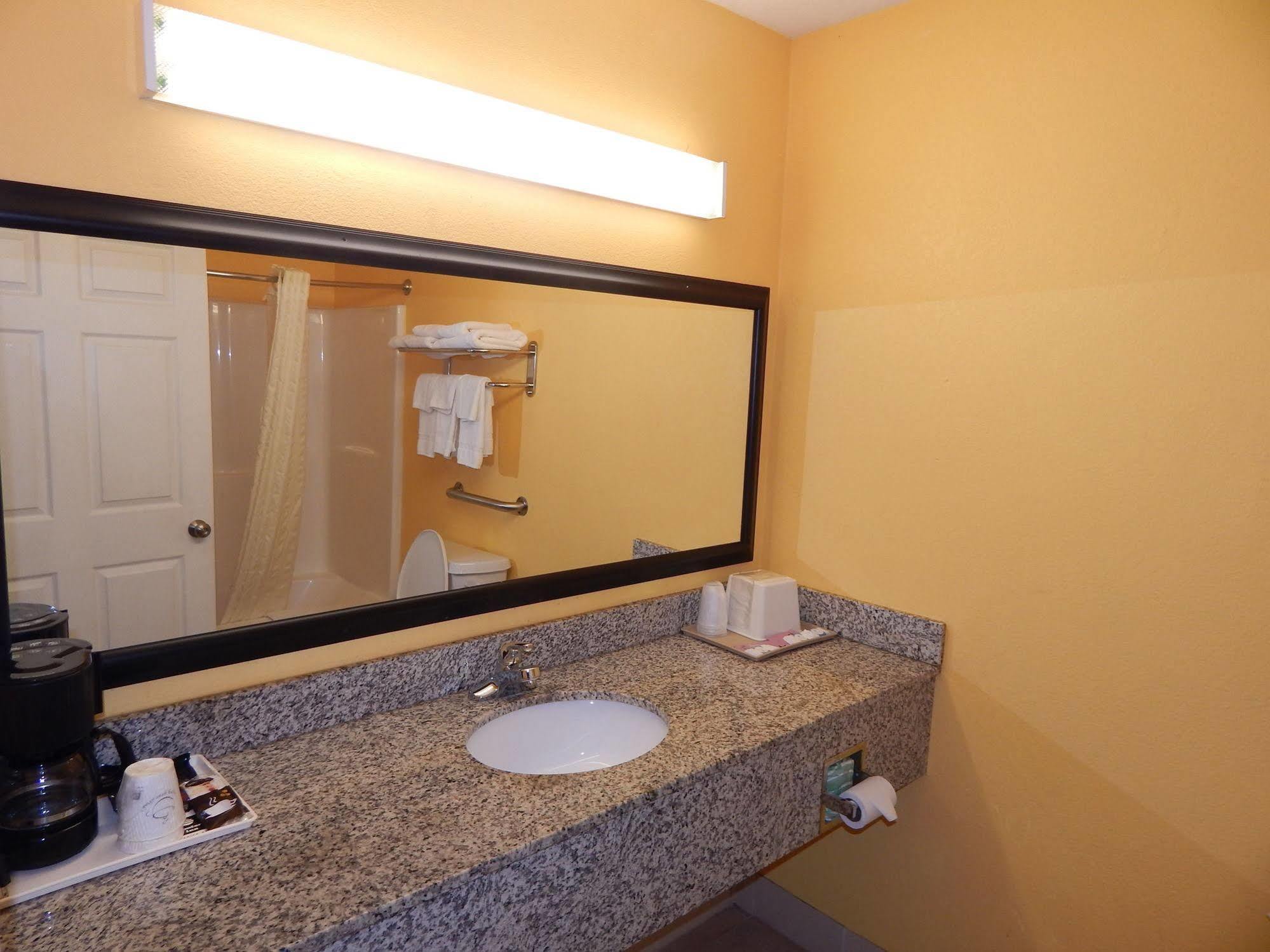 Sunrise Inn - Brownsville Εξωτερικό φωτογραφία