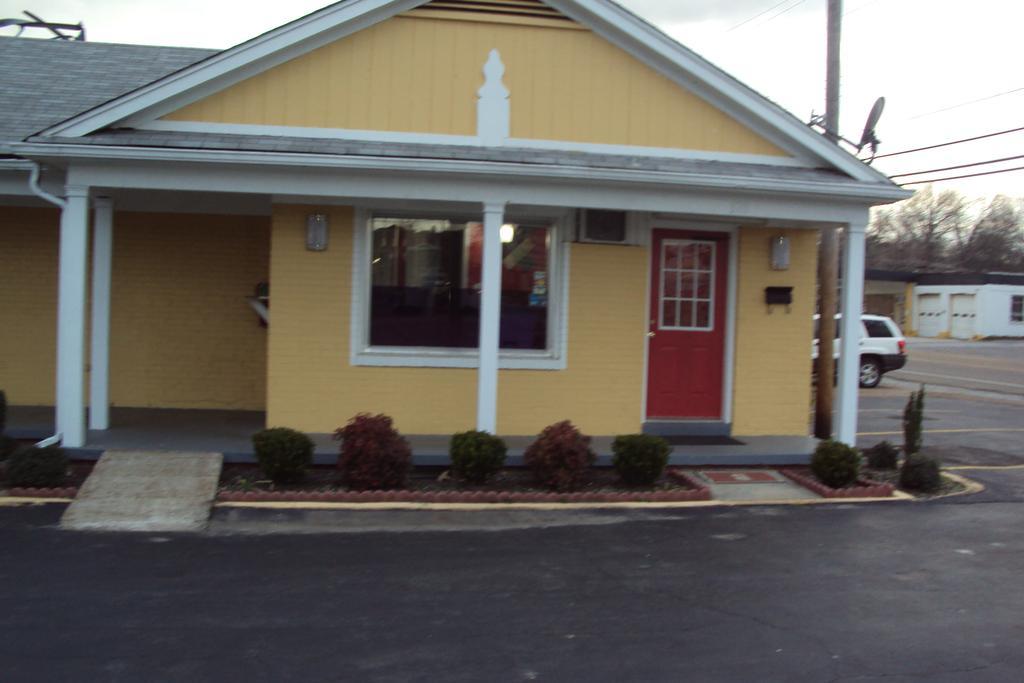 Sunrise Inn - Brownsville Εξωτερικό φωτογραφία